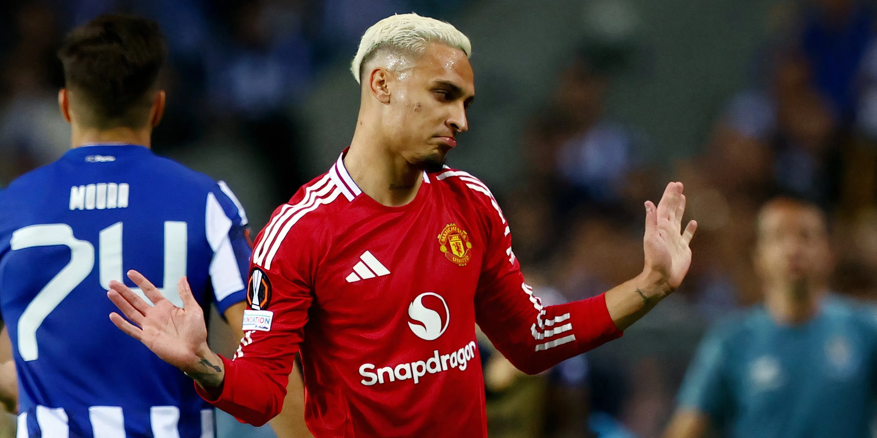 Antony thi đấu mờ nhạt trong màu áo Manchester United