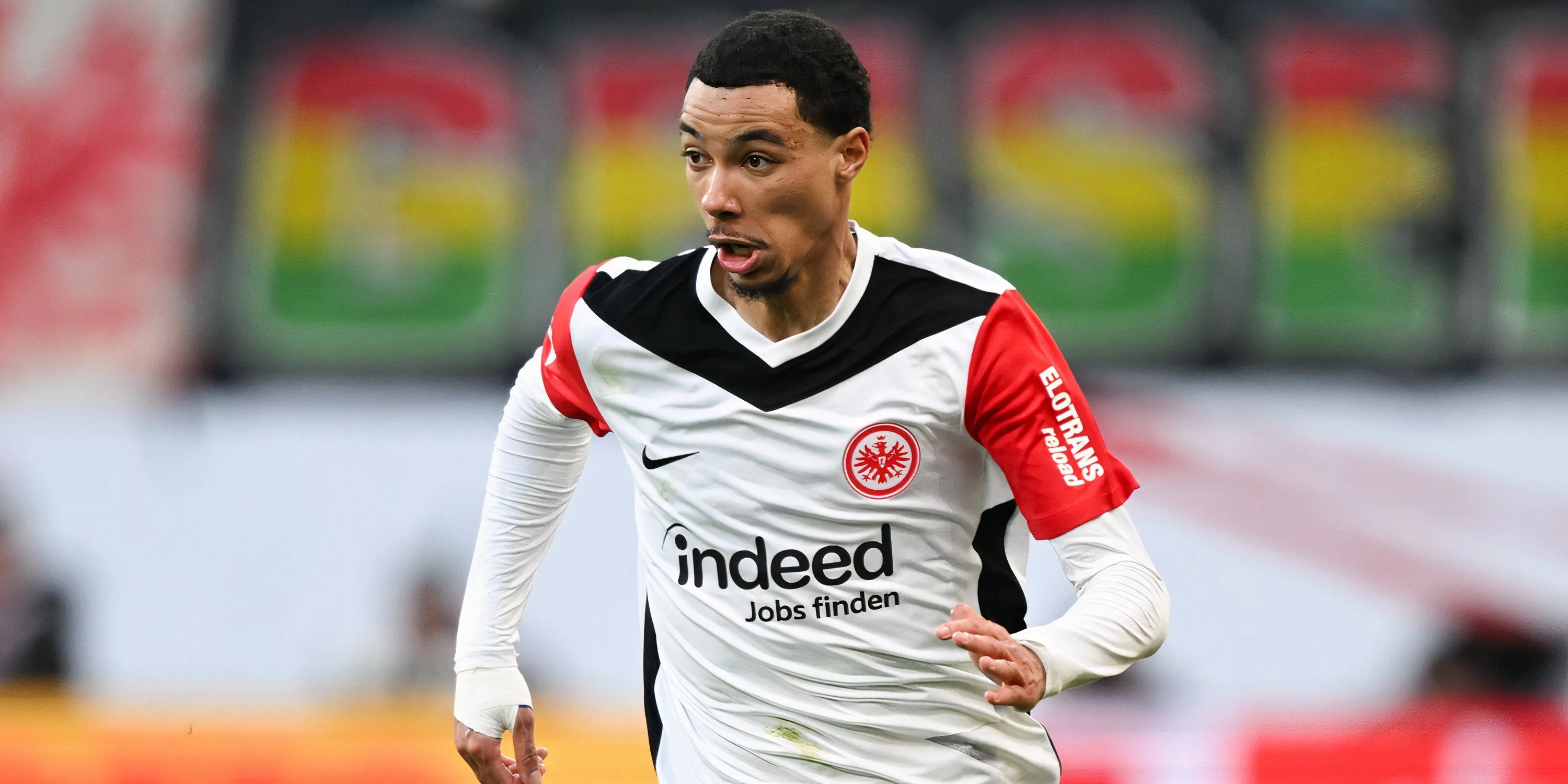 Hugo Ekitike trong trận đấu cho Eintracht Frankfurt
