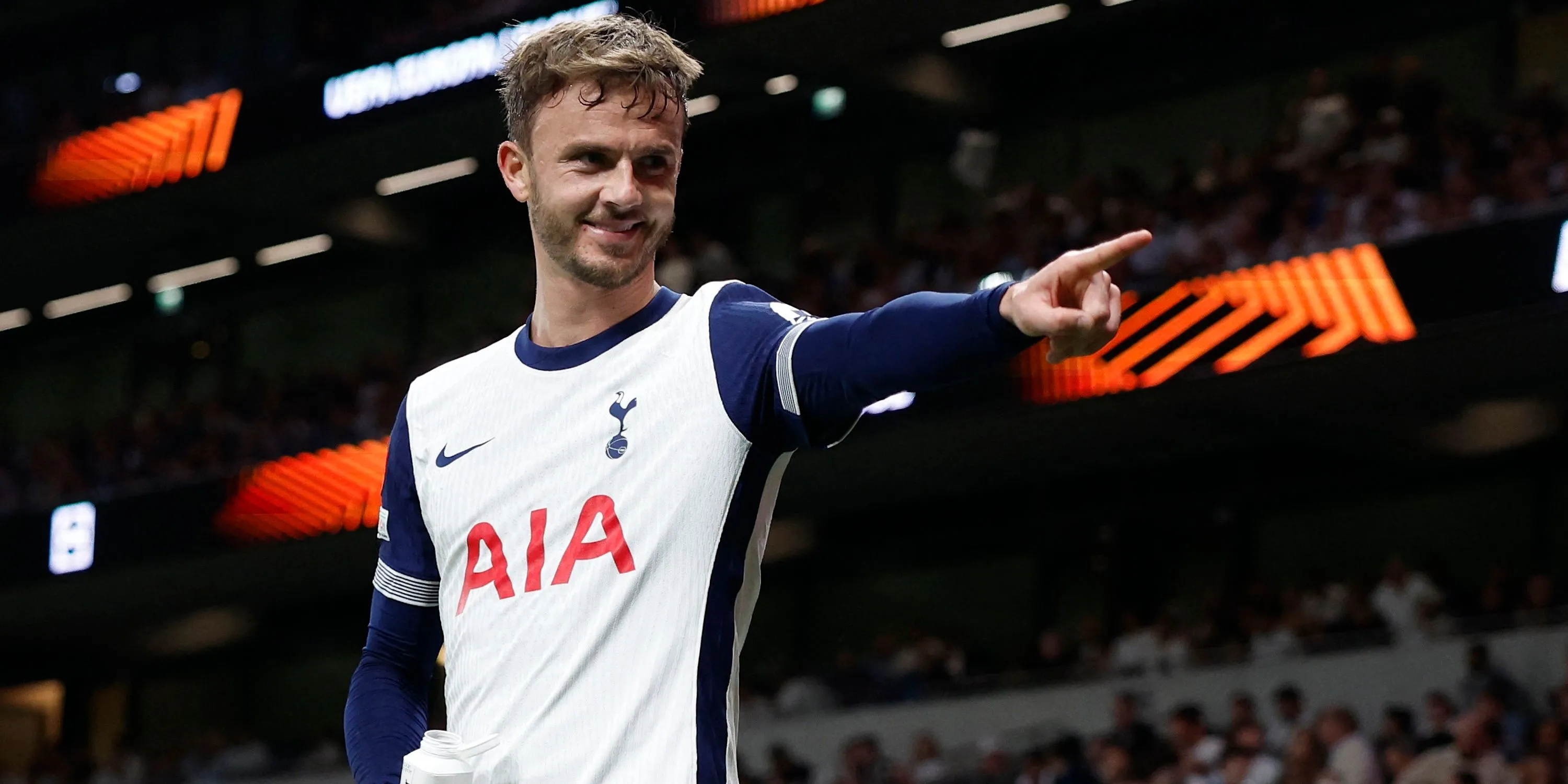 James Maddison trong màu áo Tottenham, mục tiêu chuyển nhượng của Man City