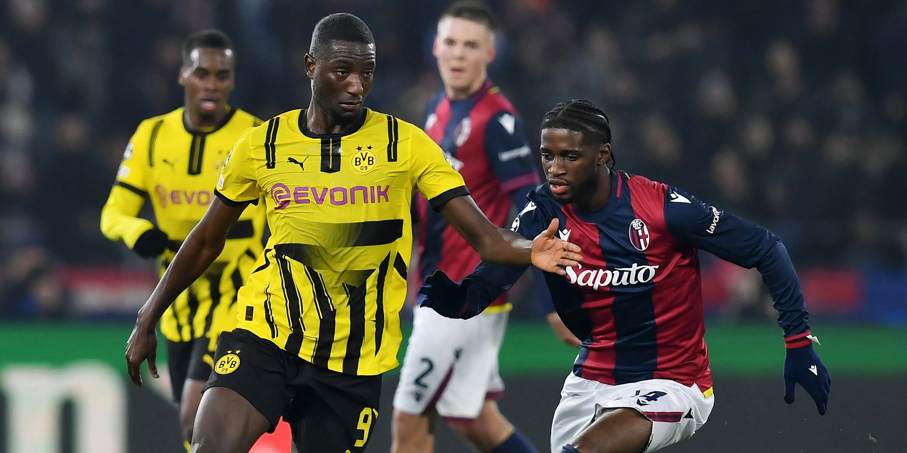Khoảnh khắc ghi bàn của Guirassy cho Dortmund