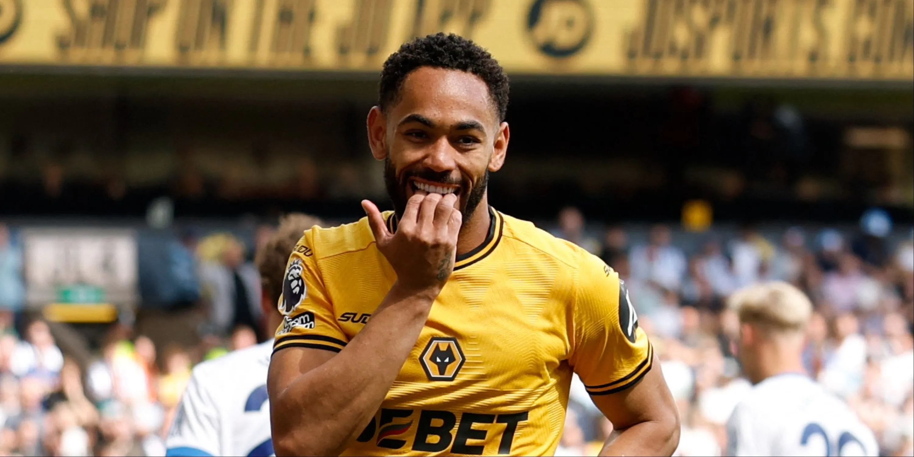 Matheus Cunha trong màu áo Wolves, sắp chuyển đến Manchester United