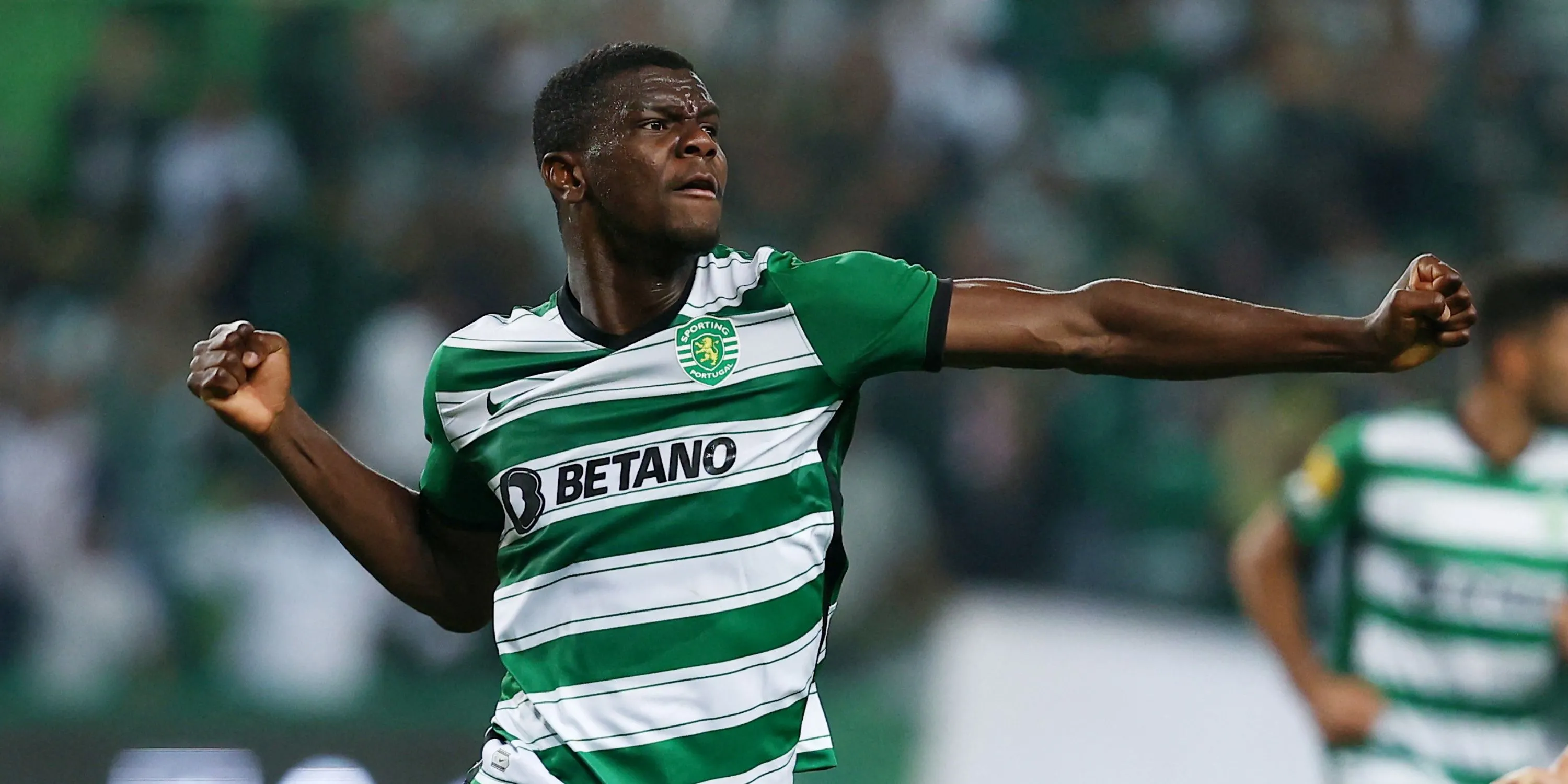 Ousmane Diomande trong màu áo Sporting Lisbon đối đầu với Arsenal