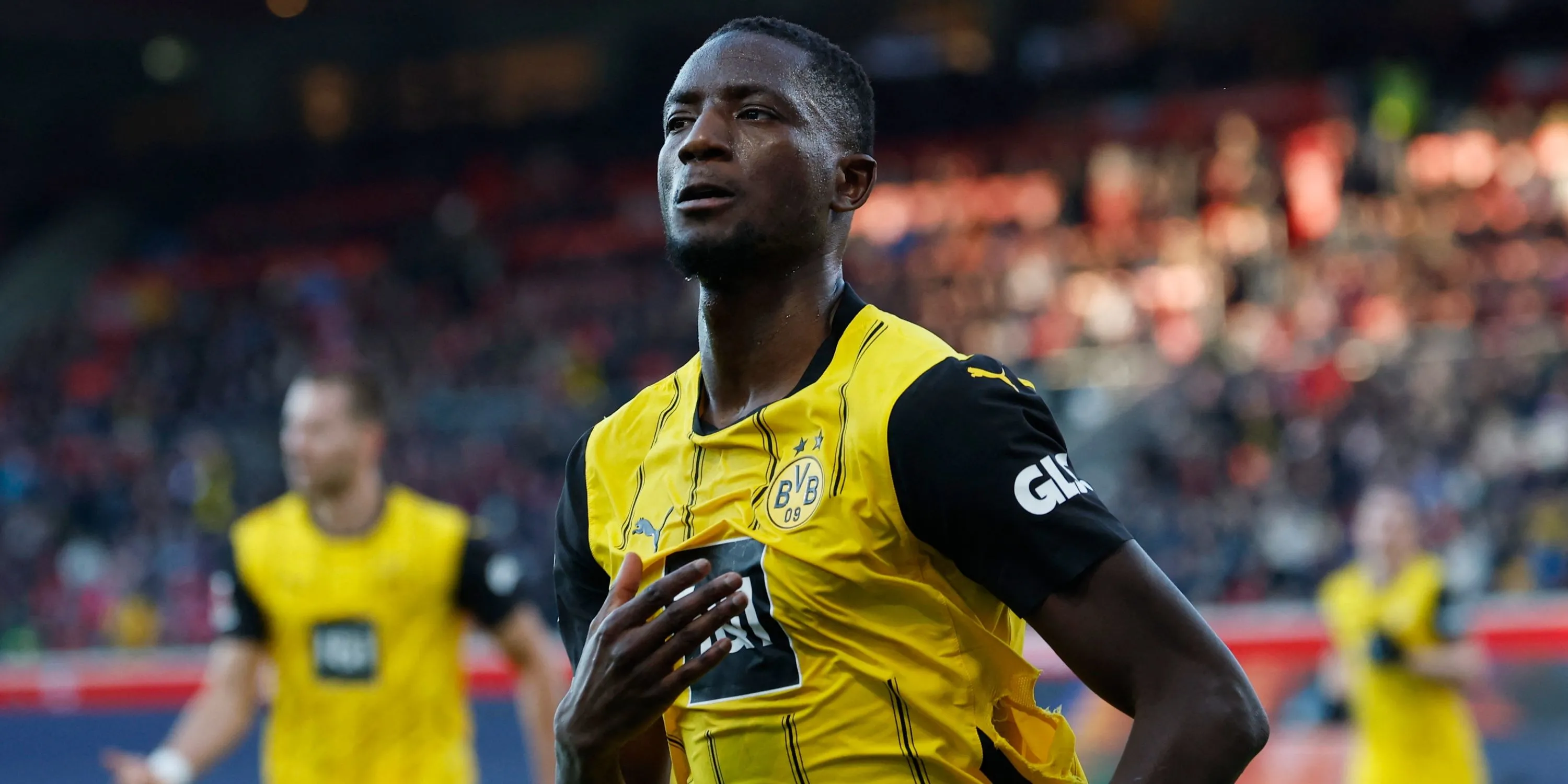 Serhou Guirassy trong màu áo Dortmund