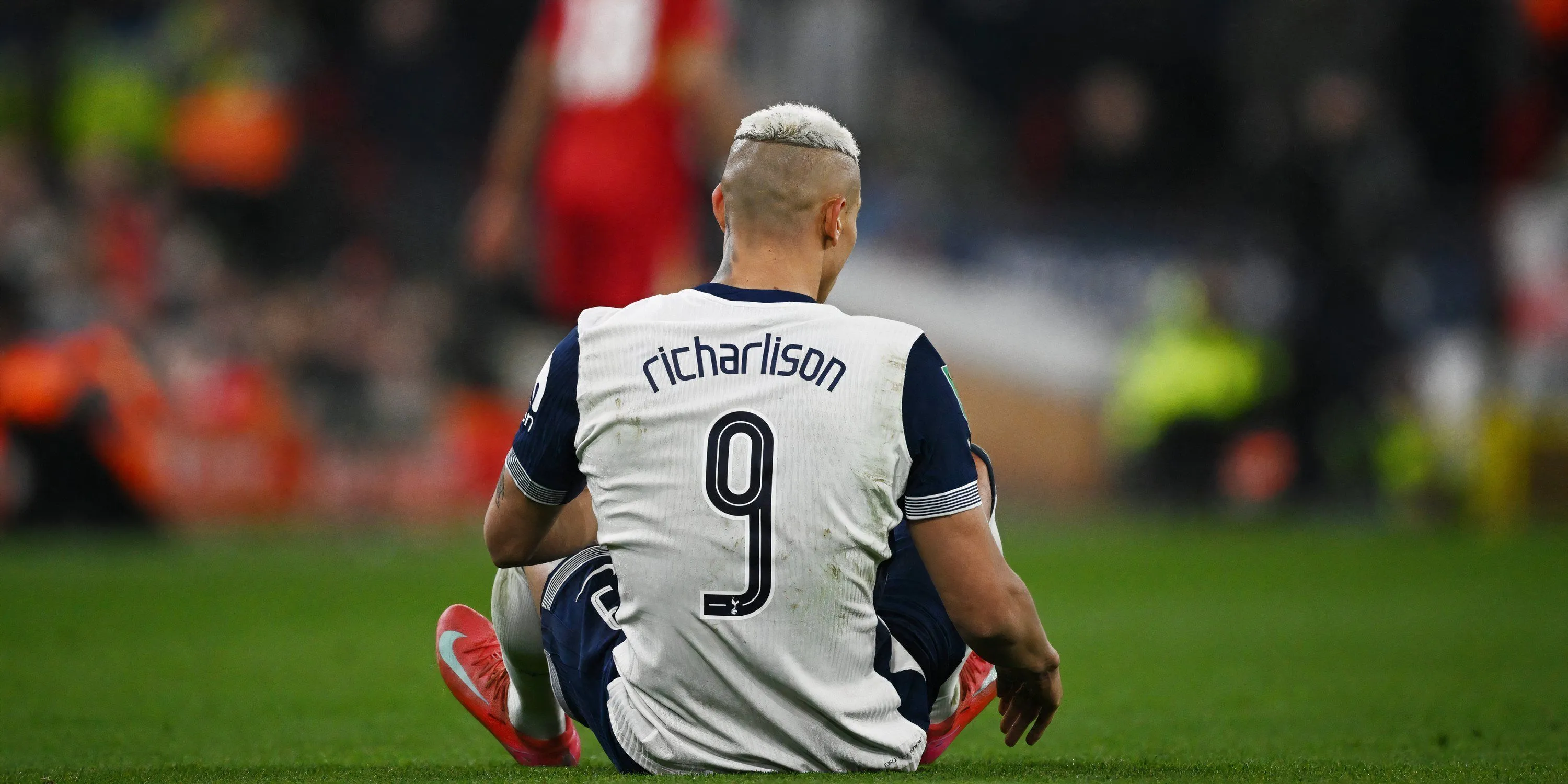 Tiền đạo Richarlison trong màu áo Tottenham đang gặp chấn thương