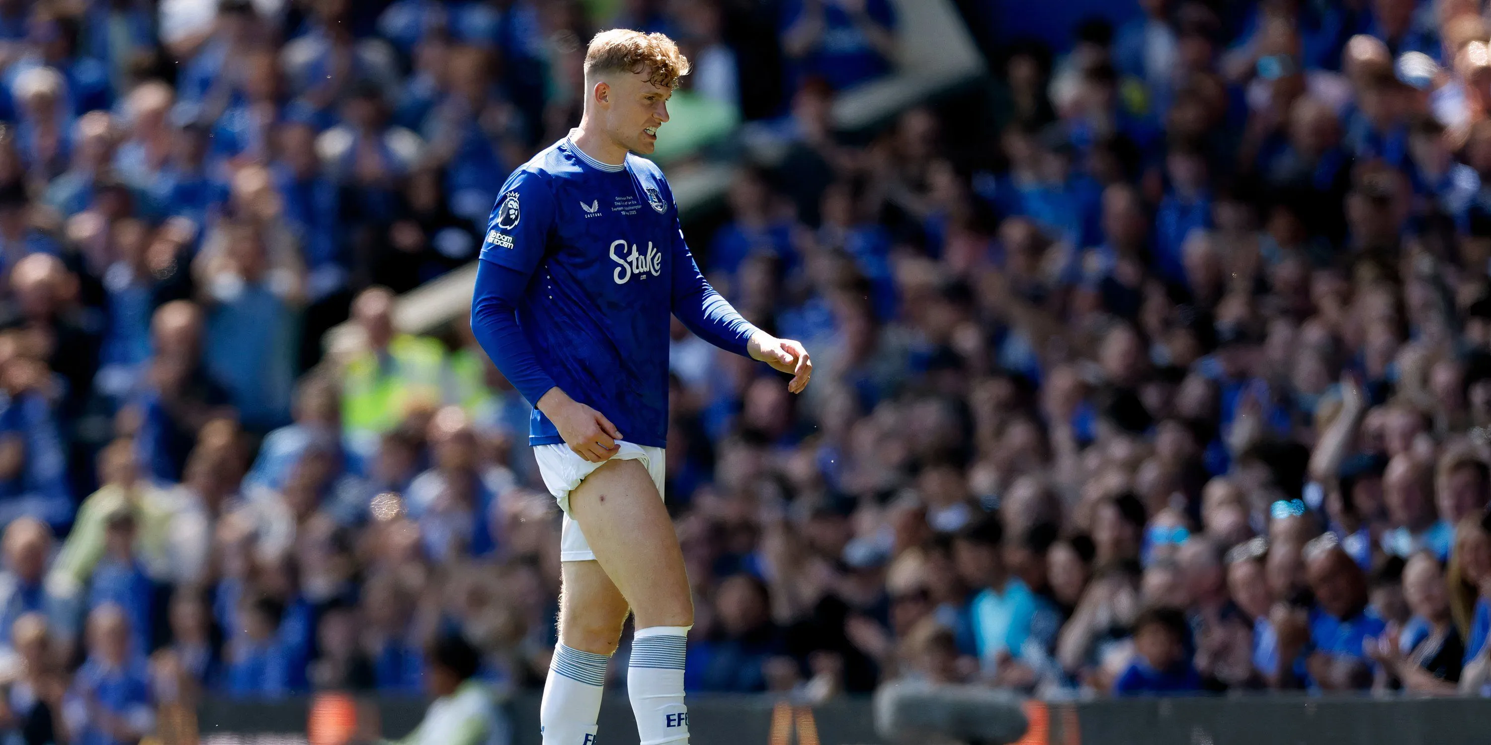 Trung vệ Jarrad Branthwaite của Everton, mục tiêu phòng ngự của Chelsea