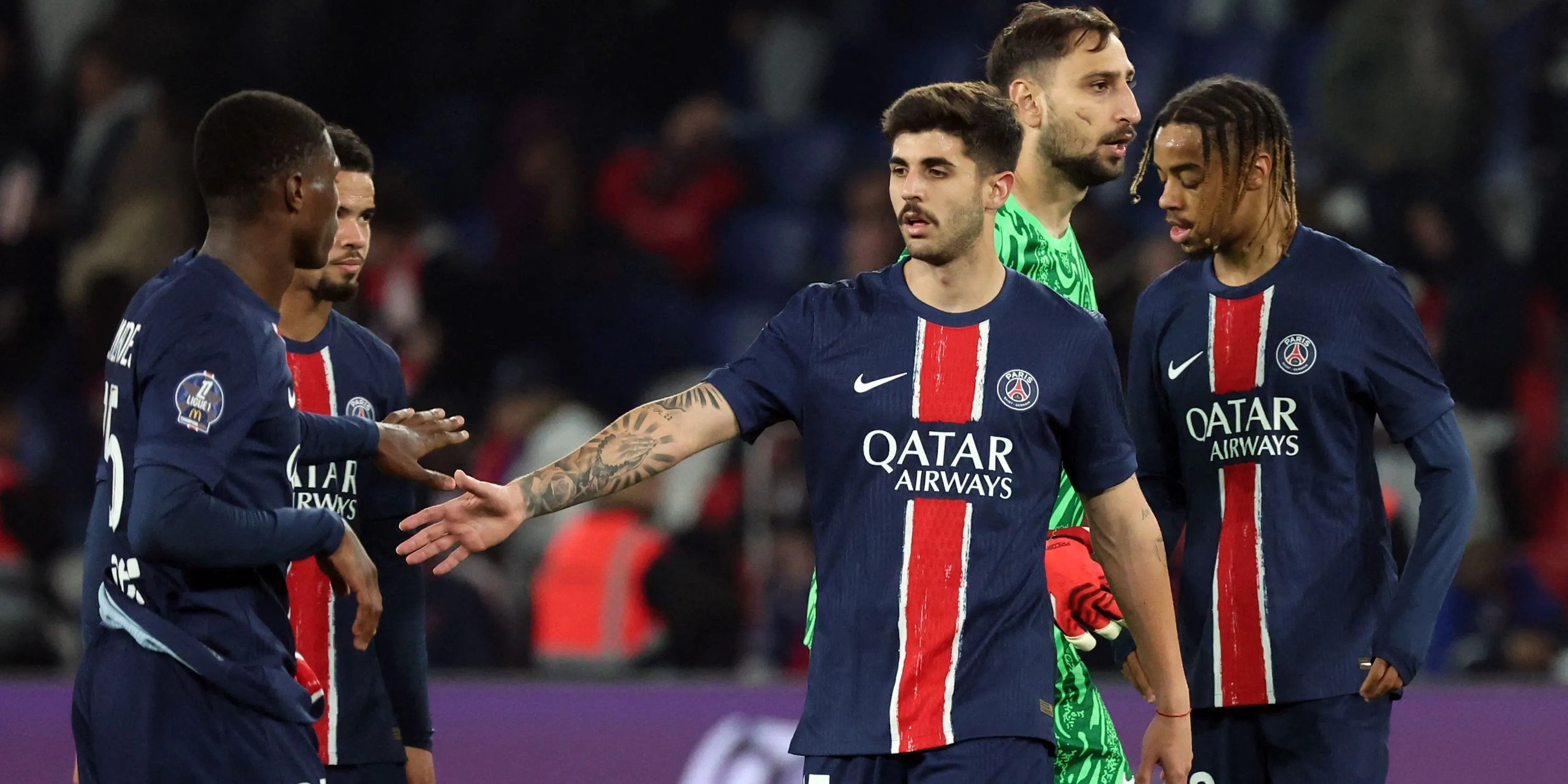 Các cầu thủ Paris Saint-Germain Lucas Beraldo, Nuno Mendes, Gianluigi Donnarumma và Bradley Barcola