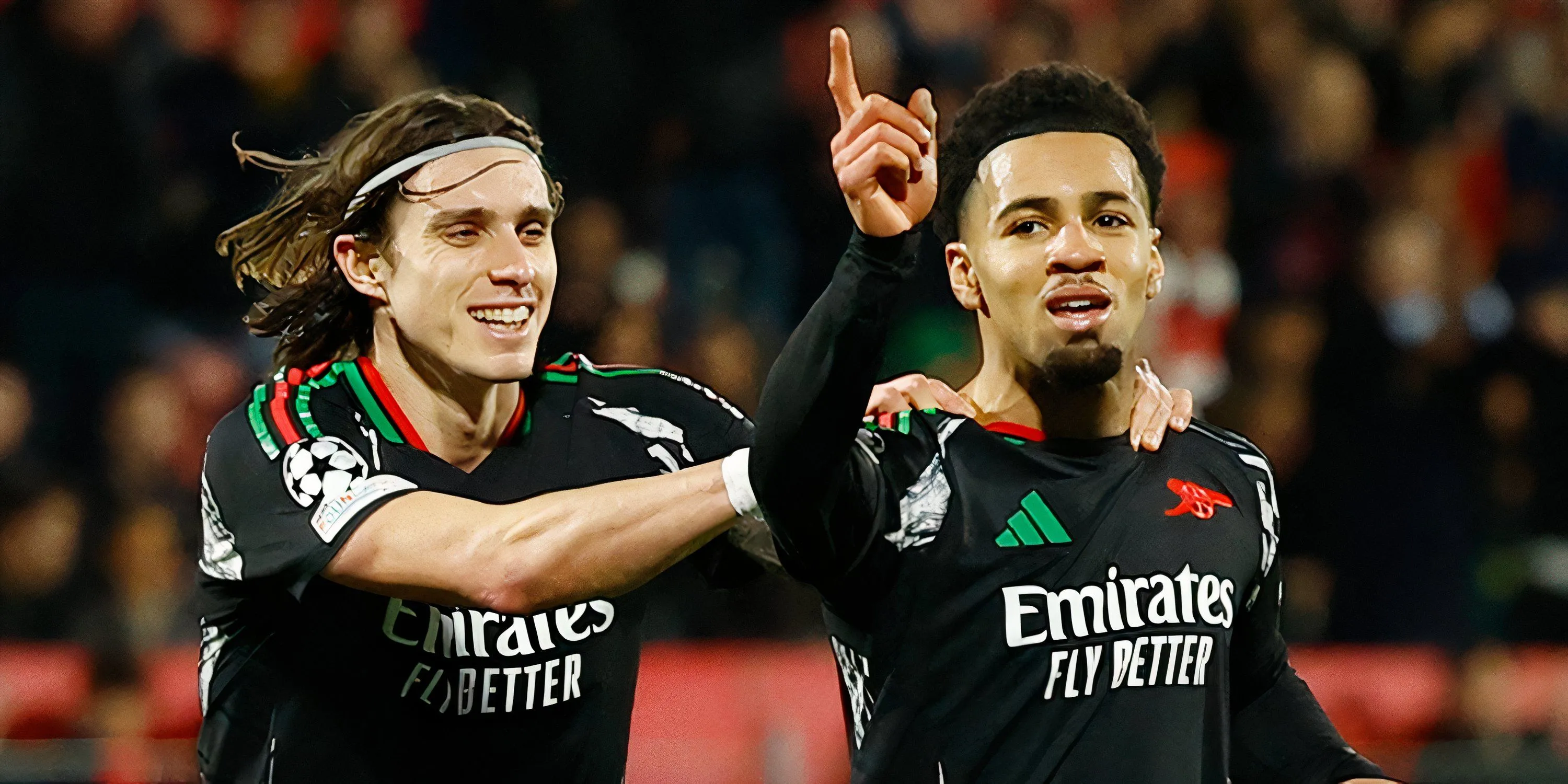 Ethan Nwaneri thi đấu cho Arsenal tại Champions League.