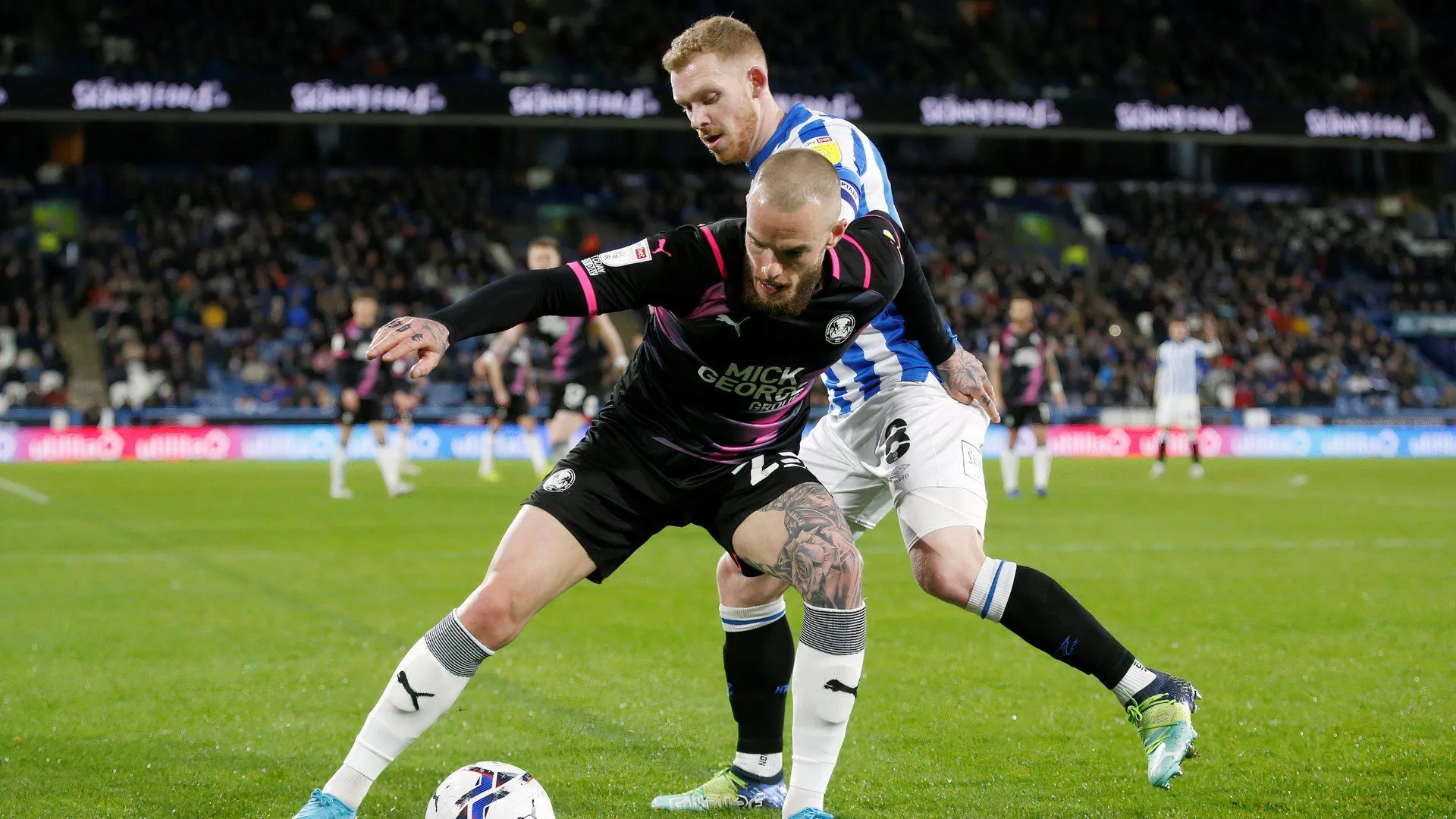 Cầu thủ Joe Ward trong màu áo Peterborough United trước khi gia nhập Derby County