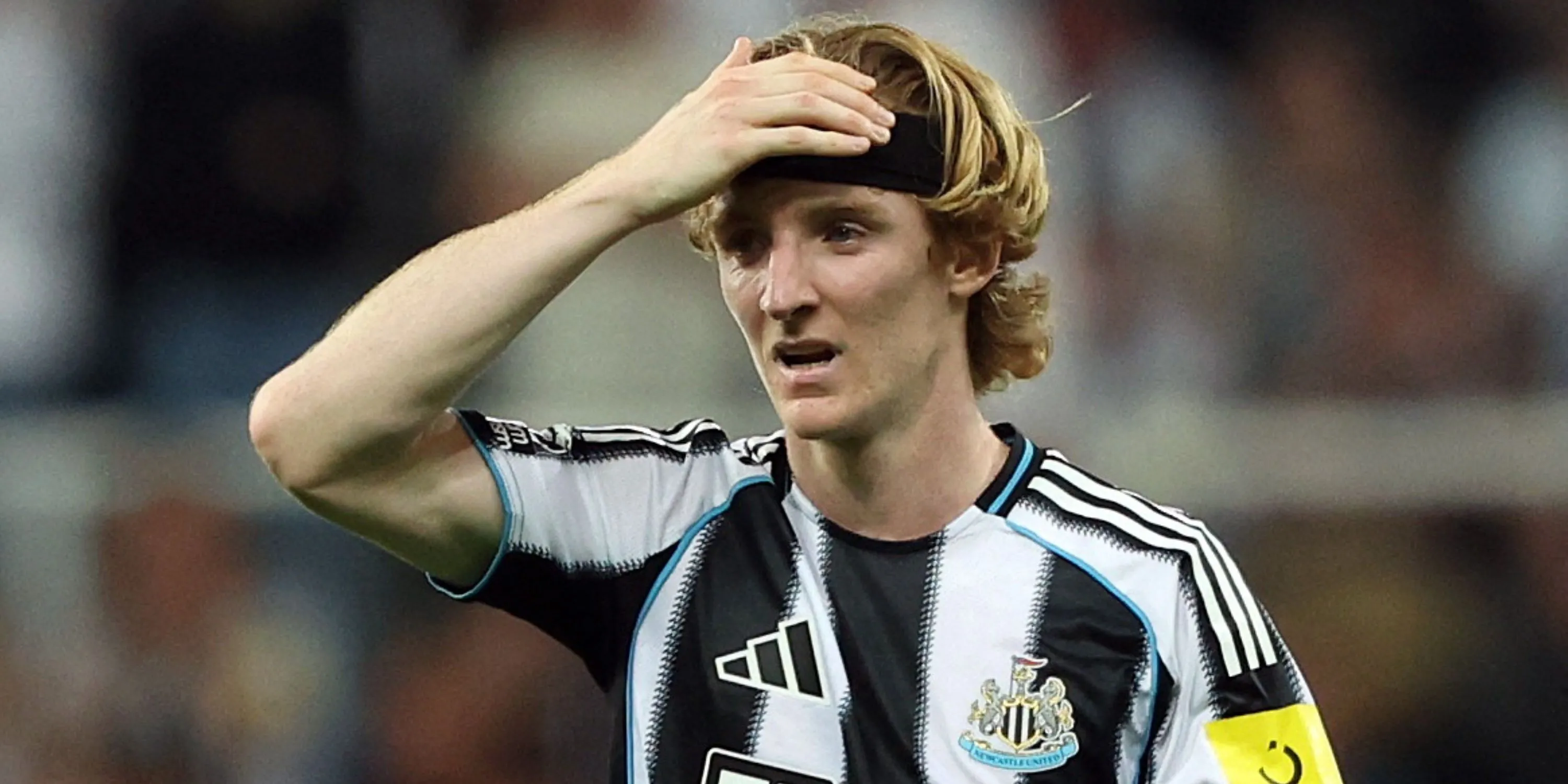 Bruno Guimaraes trên sân St. James' Park, biểu tượng tuyến giữa của Newcastle