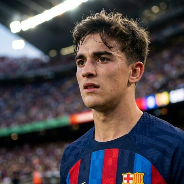 Sơ đồ vai trò kết nối tuyến giữa và hỗ trợ phòng ngự của Gavi tại Barcelona và tuyển Tây Ban Nha